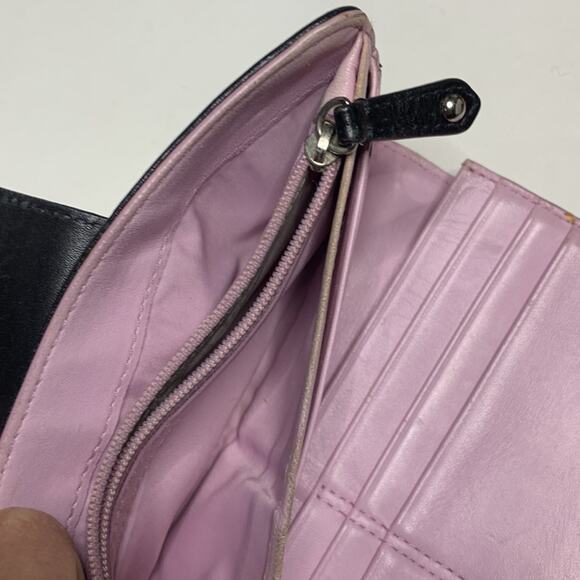Coach Signature C Snap Close Long Black Ivory Logo Wallet with Lilac Interior - Picture 4 of 7